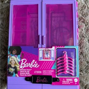 Barbie Closet, Kids Toys, Barbie Fashionistas Playset, 6 Hangers Mattell New